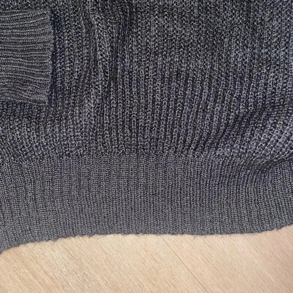 EXLURA BATWING OFF THE SHOULDER OVERSIZED PULL OVER KNIT SWEATER IN GREY O/S - Picture 13 of 16